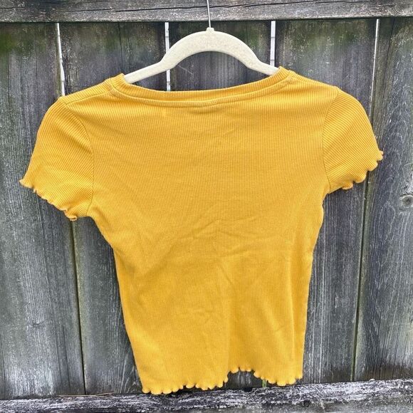 Art Class Mustard Embroidered T-Shirt | M - Picture 4 of 4